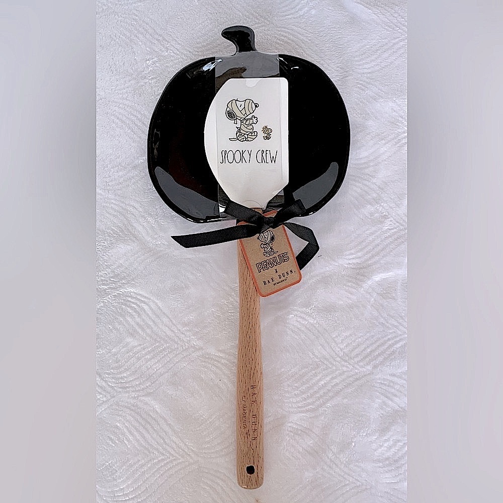 Rae Dunn Peanuts Snoopy Spooky Crew Spatula and Pumpkin Spoon Rest